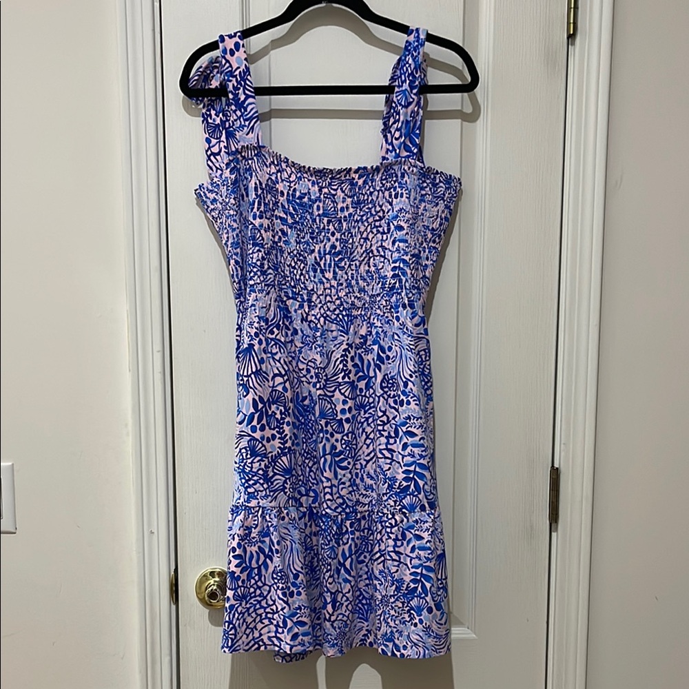 Lilly Pulitzer Kailua Smocked Dress size extra large NWT
(Adjustable straps)